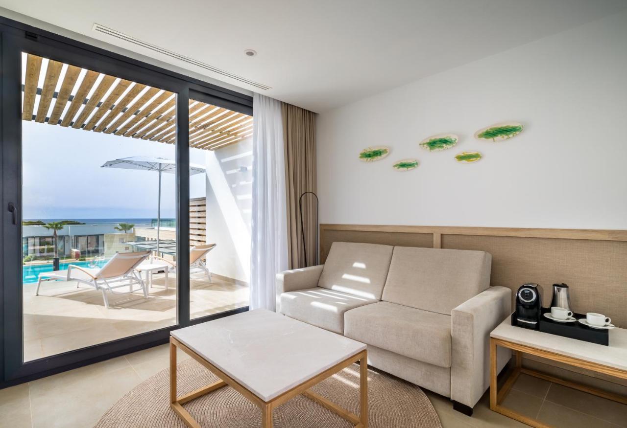 Hotel Barcelo Nura Sant Lluís Esterno foto