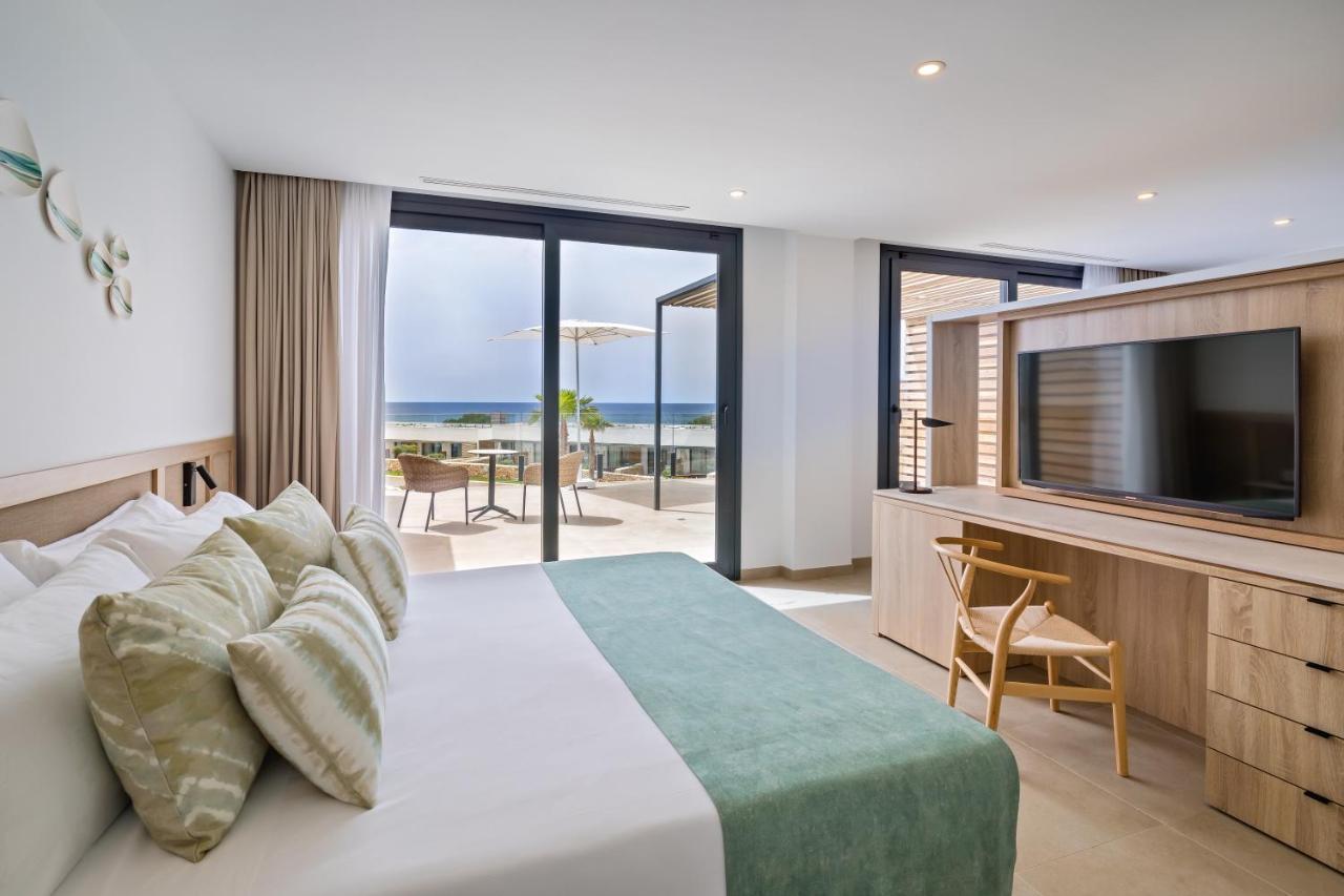 Hotel Barcelo Nura Sant Lluís Esterno foto