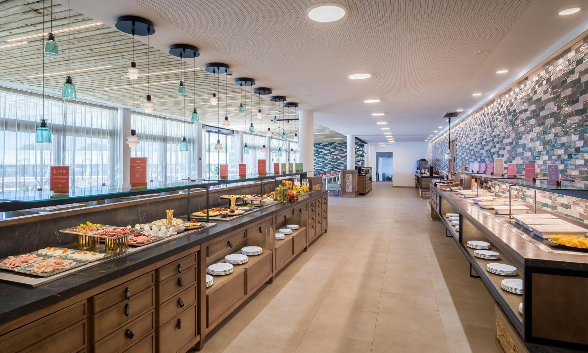Hotel Barcelo Nura Sant Lluís Esterno foto